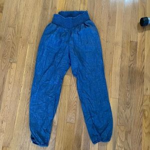 Maternity chambray pants